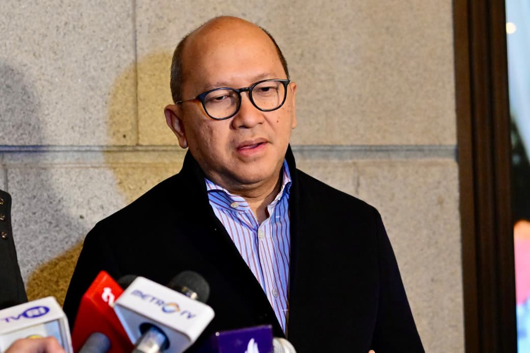 Menteri Investasi dan Hilirisasi/Kepala Badan Koordinasi Penanaman Modal (BKPM) sekaligus CEO Danantara, Rosan Roeslani, memberikan pernyataan pers usai menghadiri forum “Indonesia–Korea Partnership for Resilient Growth” di Seoul pada Rabu, 1 April 2026.