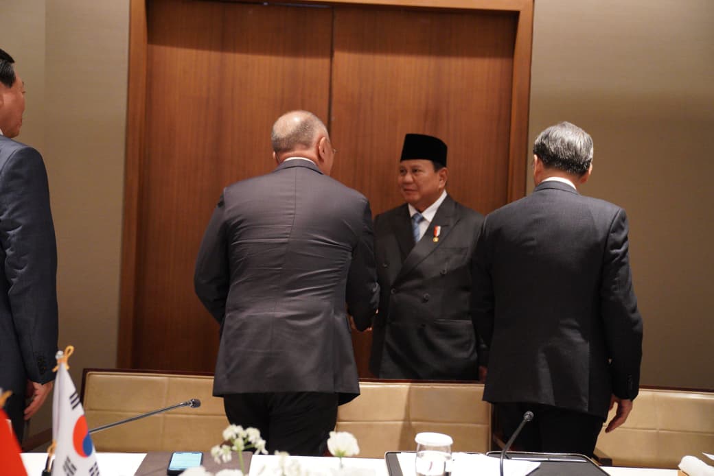 Presiden Prabowo Subianto melakukan kunjungan kenegaraan ke Jepang dan Korea Selatan.