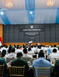 Presiden Prabowo memberikan taklimat di hadapan seluruh pejabat Eselon I kementerian/lembaga, serta para Direktur Utama BUMN yang digelar di Kompleks Istana Kepresidenan Jakarta, Rabu, 8 April 2026.
