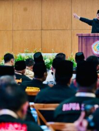 Presiden Prabowo memberikan sambutan pada Musyawarah Nasional XVI Ikatan Pencak Silat Indonesia (IPSI) di Jakarta International Convention Center (JICC), Jakarta, pada Sabtu, 11 April 2026.