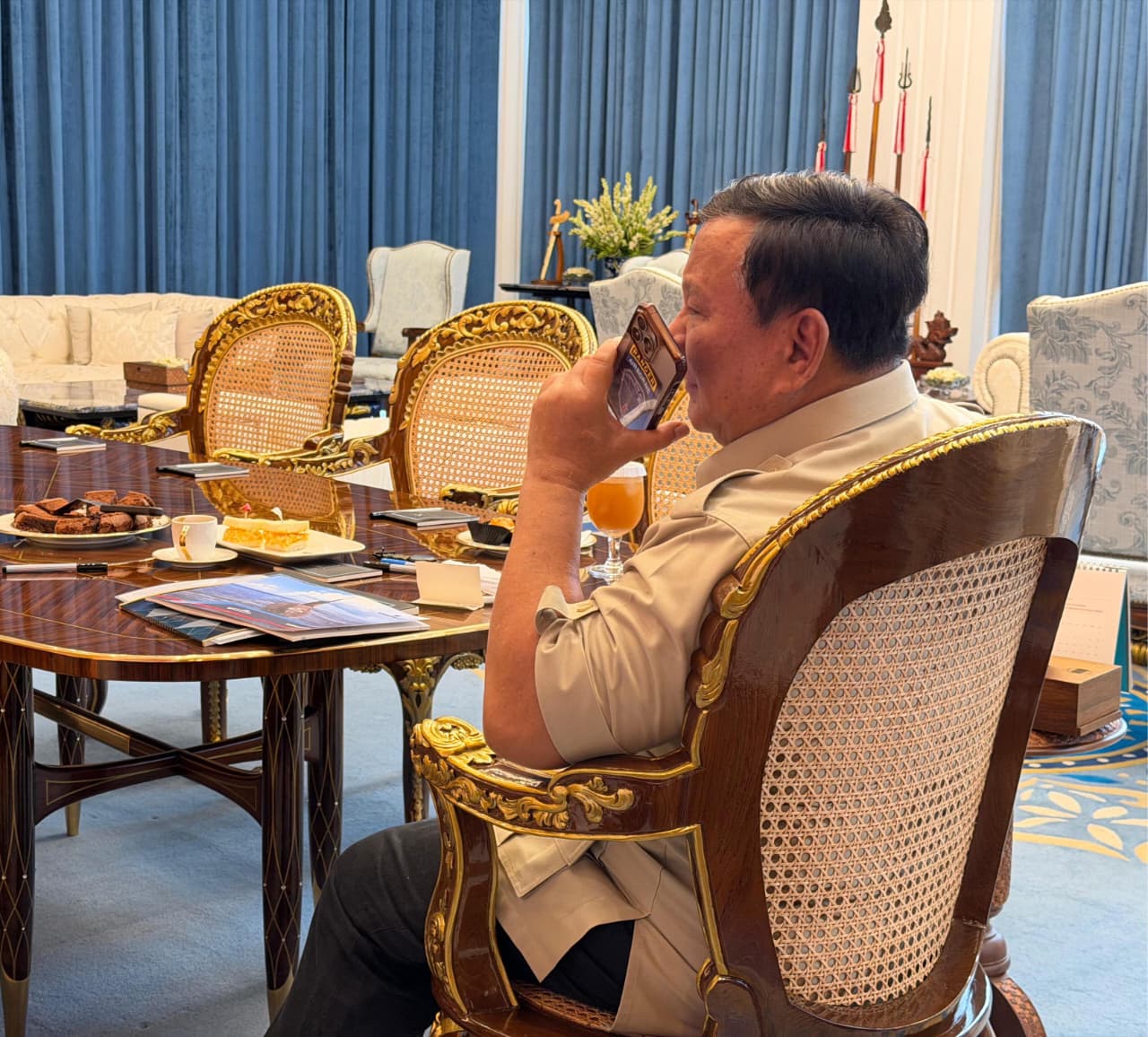 Presiden Prabowo Subianto menerima sambungan telepon dari Perdana Menteri Australia Anthony Albanese pada Selasa sore, 21 April 2026.