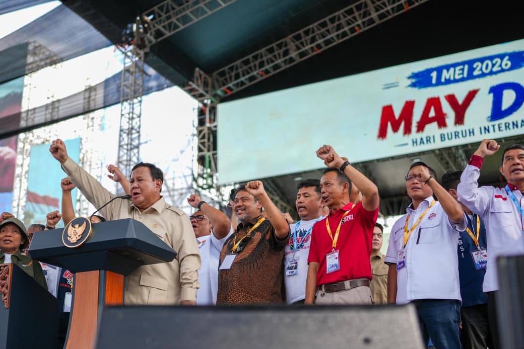 Presiden Prabowo Subianto menghadiri Peringatan Hari Buruh Internasional yang digelar di kawasan Lapangan Silang Monumen Nasional (Monas), Jakarta, pada Jumat, 1 Mei 2026.