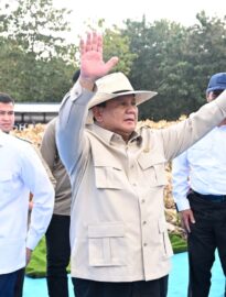 Presiden Prabowo Subianto melakukan groundbreaking 10 Gudang Ketahanan Pangan Polri serta launching operasional 166 Satuan Pelayanan Pemenuhan Gizi (SPPG) Polri Tahun 2026 di Kabupaten Tuban, Jawa Timur, pada Sabtu, 16 Mei 2026.
