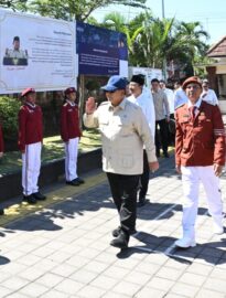 Presiden Prabowo melakukan kunjungan ke Sekolah Rakyat Menengah Pertama (SRMP) 17 Tabanan, Bali pada Minggu, 7 Juni 2026.
