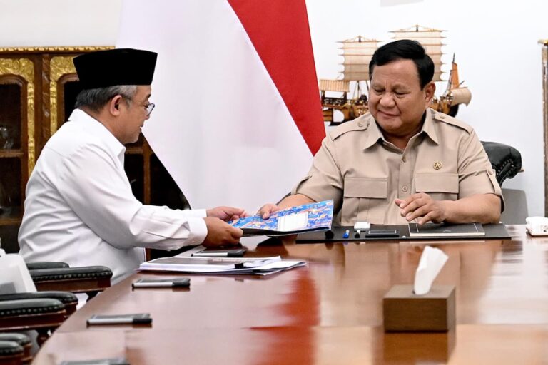 Presiden Prabowo Subianto menerima Menteri Pendidikan Dasar dan Menengah (Mendikdasmen) Abdul Mu’ti pada Kamis, 11 Juni 2026, di Istana Merdeka, Jakarta.