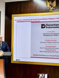 Menteri Rosan menyampaikan keterangannya di Kompleks Istana Kepresidenan Jakarta, pada Senin, 15 Juni 2026.