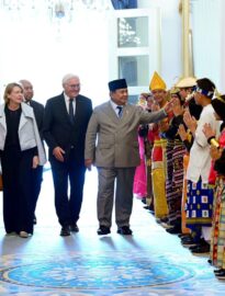 Presiden Prabowo enggelar jamuan santap siang kenegaraan sebagai bagian dari rangkaian kunjungan kenegaraan Presiden Republik Federal Jerman Frank-Walter Steinmeier beserta Ibu Elke Büdenbender di Istana Negara, Jakarta, pada Senin, 15 Juni 2026.
