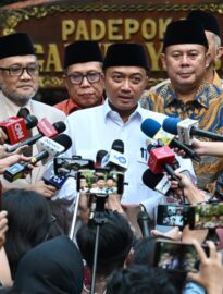 Menteri Sekretaris Negara, Prasetyo Hadi memberikan keterangan pers di Hambalang, Kabupaten Bogor, Jawa Barat, pada Rabu, 17 Juni 2026.