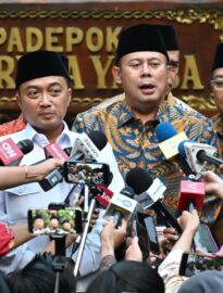 Wakil Ketua DPR RI Cucun Ahmad Syamsurijal memberikan keterangan pers di Hambalang, Kabupaten Bogor, Jawa Barat, pada Rabu, 17 Juni 2026.