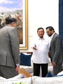 Presiden Prabowo Subianto menerima kunjungan kehormatan Direktur Federal Bureau of Investigation (FBI) Amerika Serikat, Kash Patel, di Kertanegara, Jakarta, pada Rabu, 22 Juli 2026.