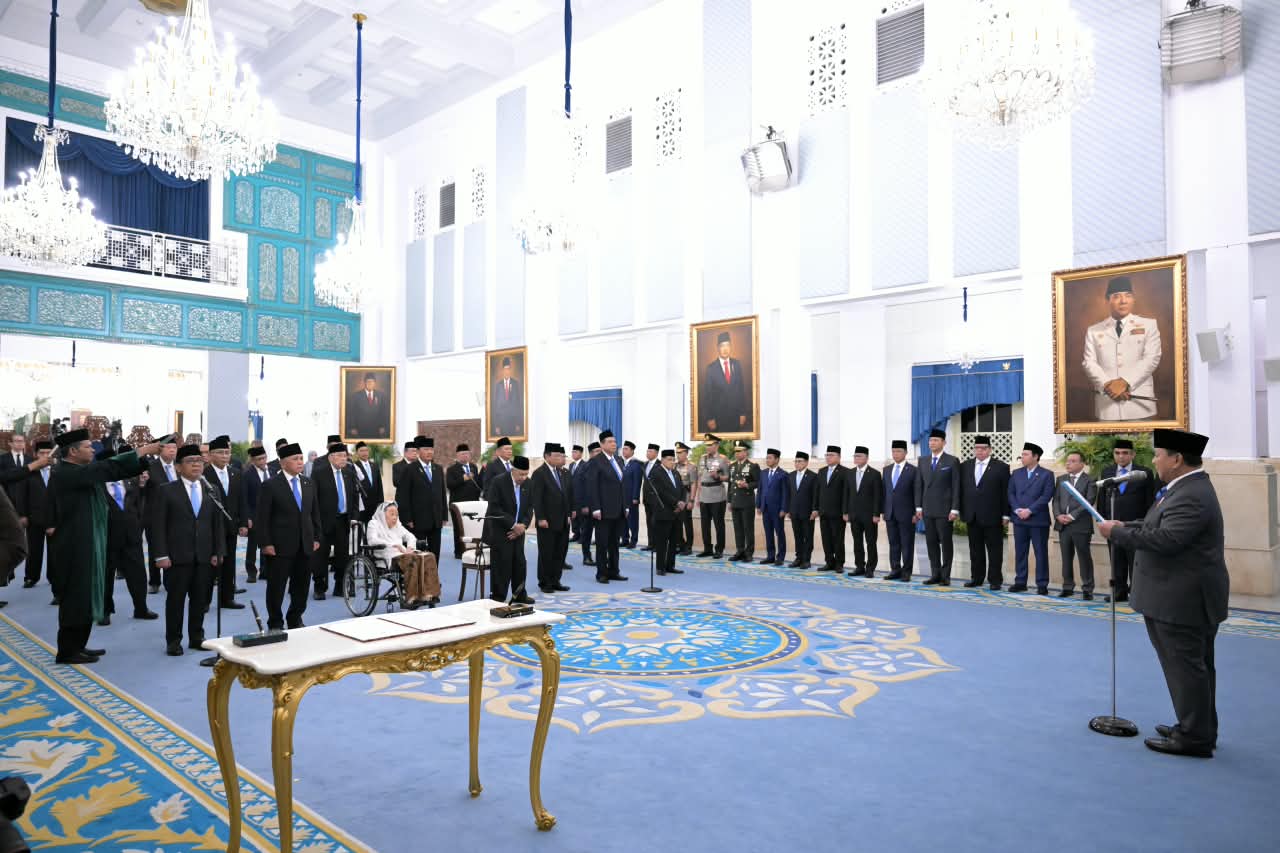 Presiden Prabowo Subianto resmi mengangkat 26 anggota Dewan Pertimbangan Presiden (Wantimpres) Republik Indonesia. Pelantikan tersebut dilaksanakan pada Jumat, 2 Oktober 2026 di Istana Negara, Jakarta.